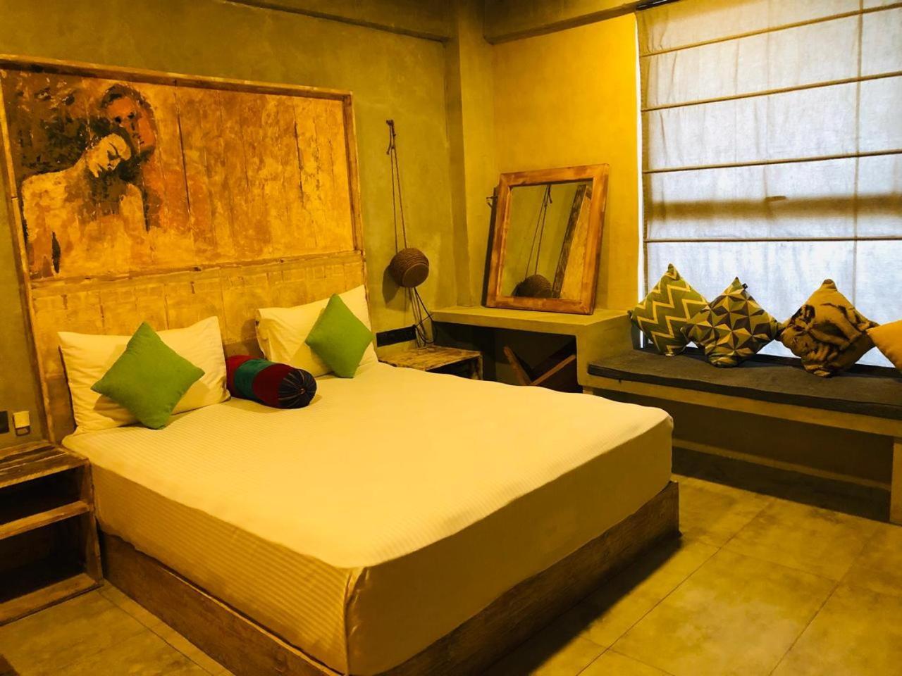 White Moon Resort Gampaha Bagian luar foto